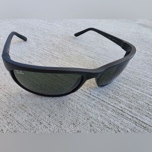 Ray-Ban RB2027 W1847 Sunglasses Black Wrap Italy Polarized Style Men Women